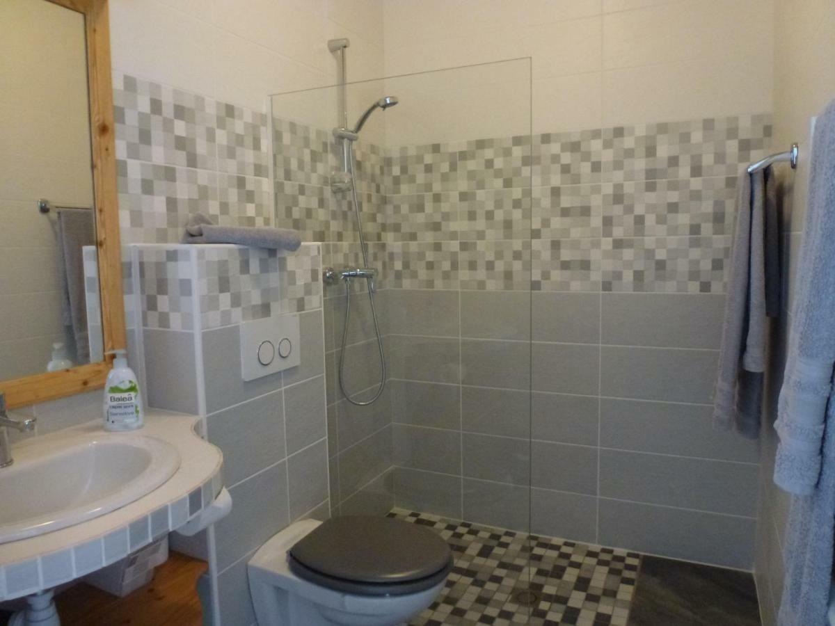 Redspring Chambres D'Hotes Coligny المظهر الخارجي الصورة